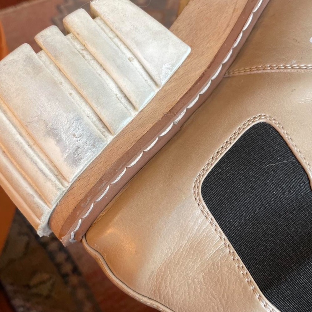 Stella McCartney Chelsea Boots - Picture 6 of 6